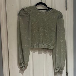 Aritizia Wilfred shirt. Size small